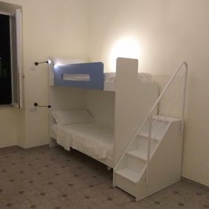 Dormitory Room Mixed